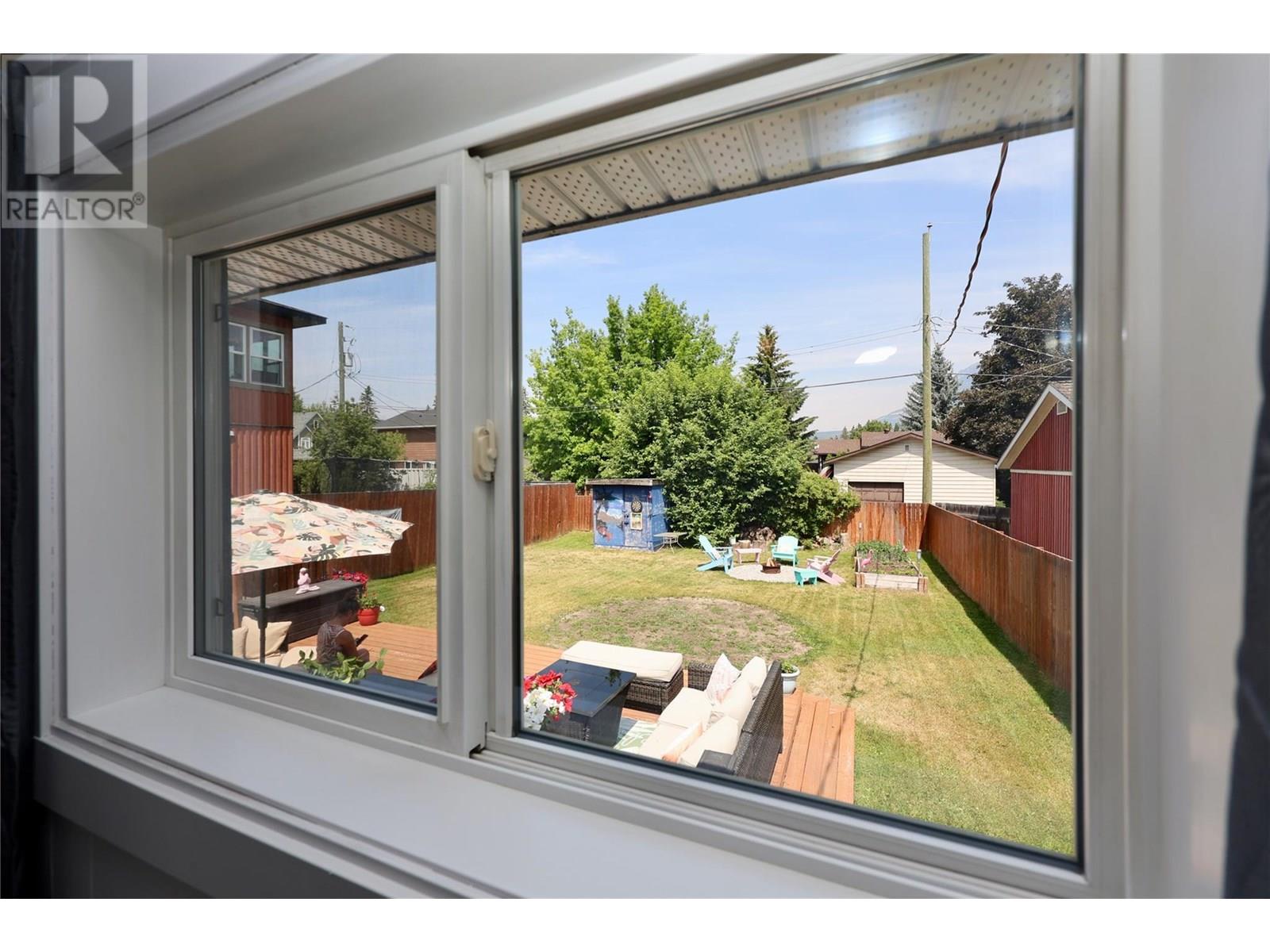 505 10th Street S, Golden, British Columbia  V0A 1H0 - Photo 32 - 10352275