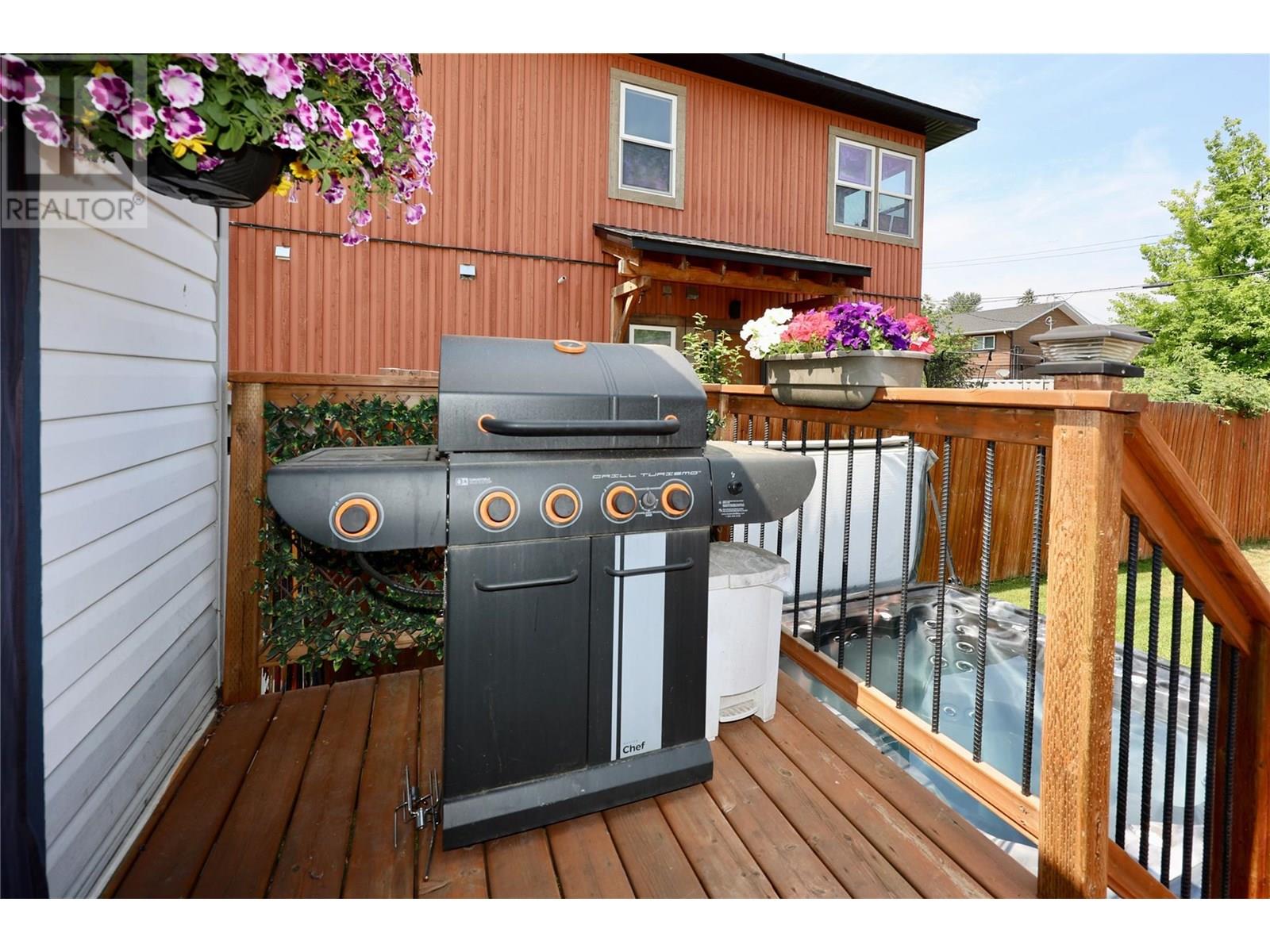 505 10th Street S, Golden, British Columbia  V0A 1H0 - Photo 44 - 10352275