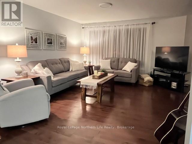 511 Brydges Street, Mattawa, Ontario  P0H 1V0 - Photo 17 - X12223263