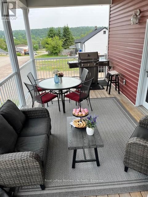 511 Brydges Street, Mattawa, Ontario  P0H 1V0 - Photo 8 - X12223263