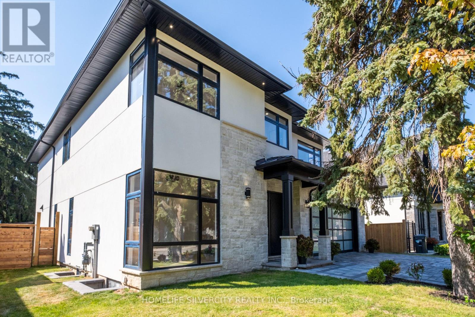 Property at 1610 KENMUIR AVENUE image 2