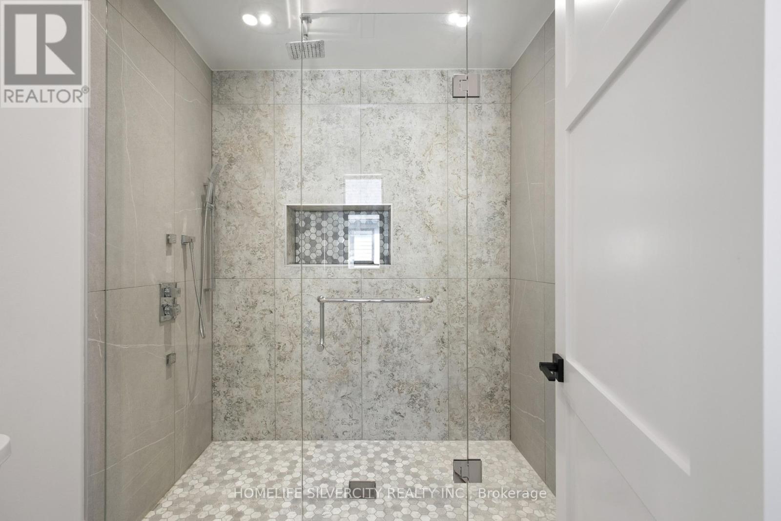 1610 Kenmuir Avenue, Mississauga (Mineola), Ontario  L5G 4B5 - Photo 28 - W12223129