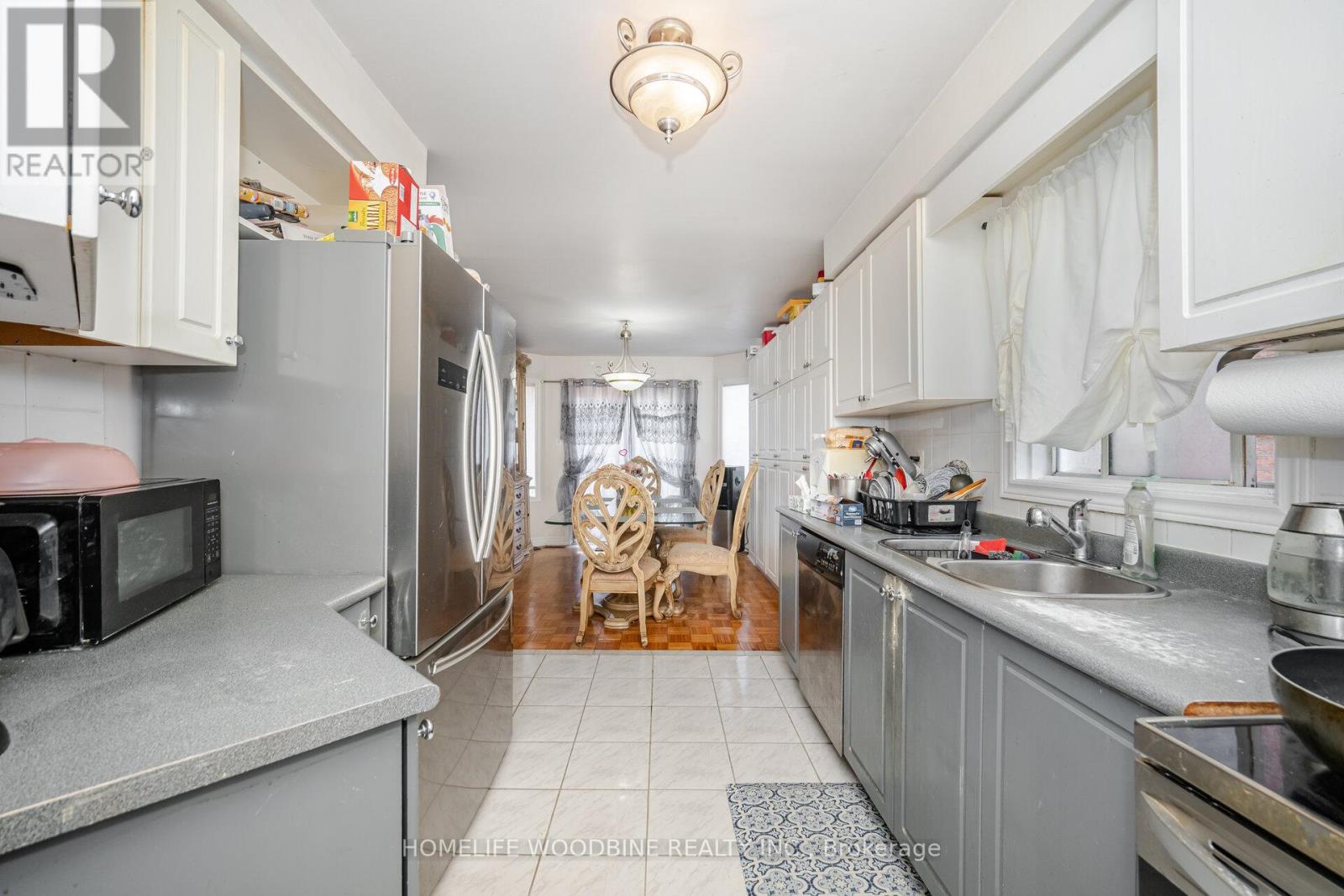 14 Tessler Crescent, Brampton (Brampton West), Ontario  L6X 4P8 - Photo 13 - W12223162