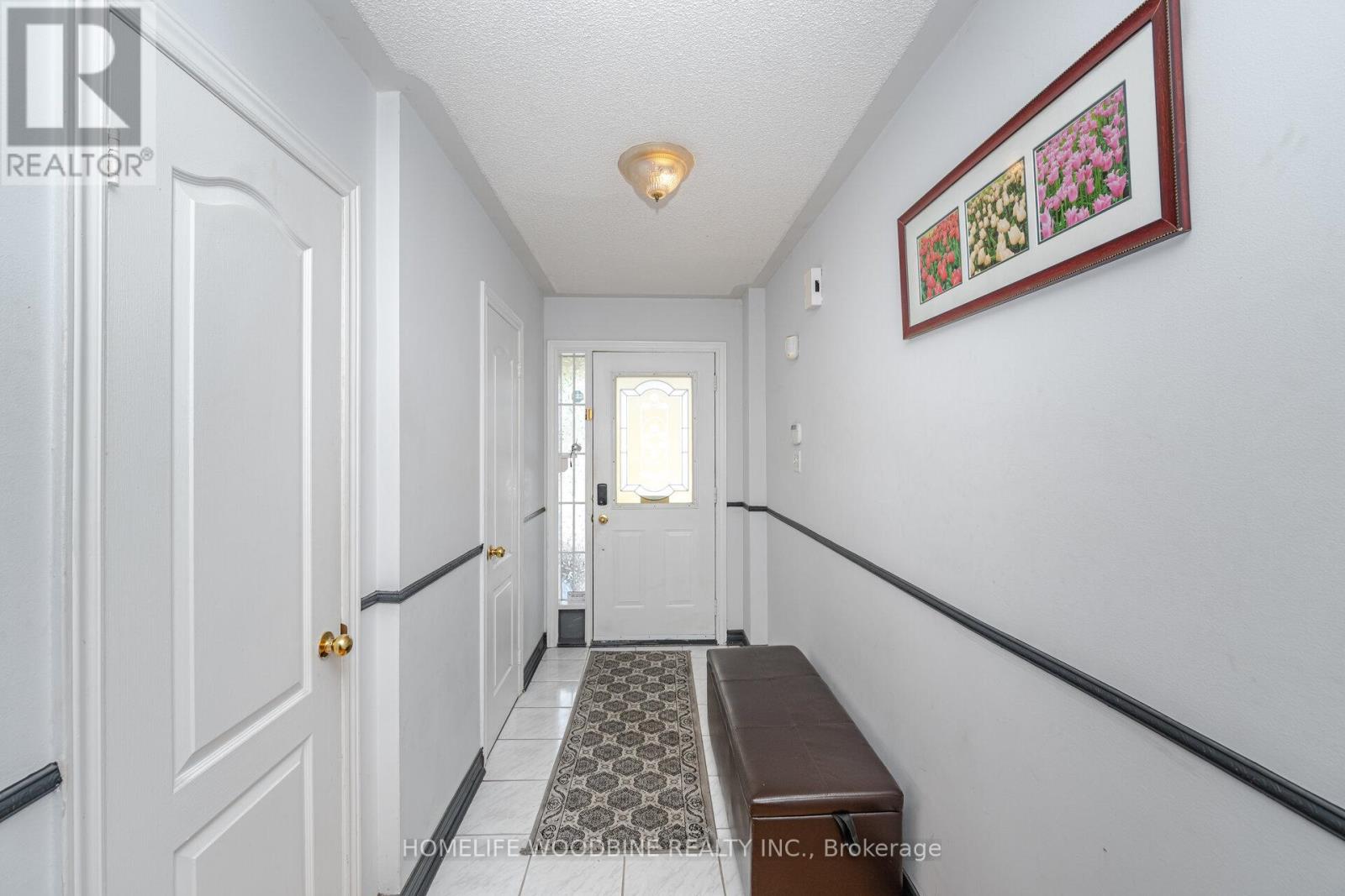 14 Tessler Crescent, Brampton (Brampton West), Ontario  L6X 4P8 - Photo 6 - W12223162