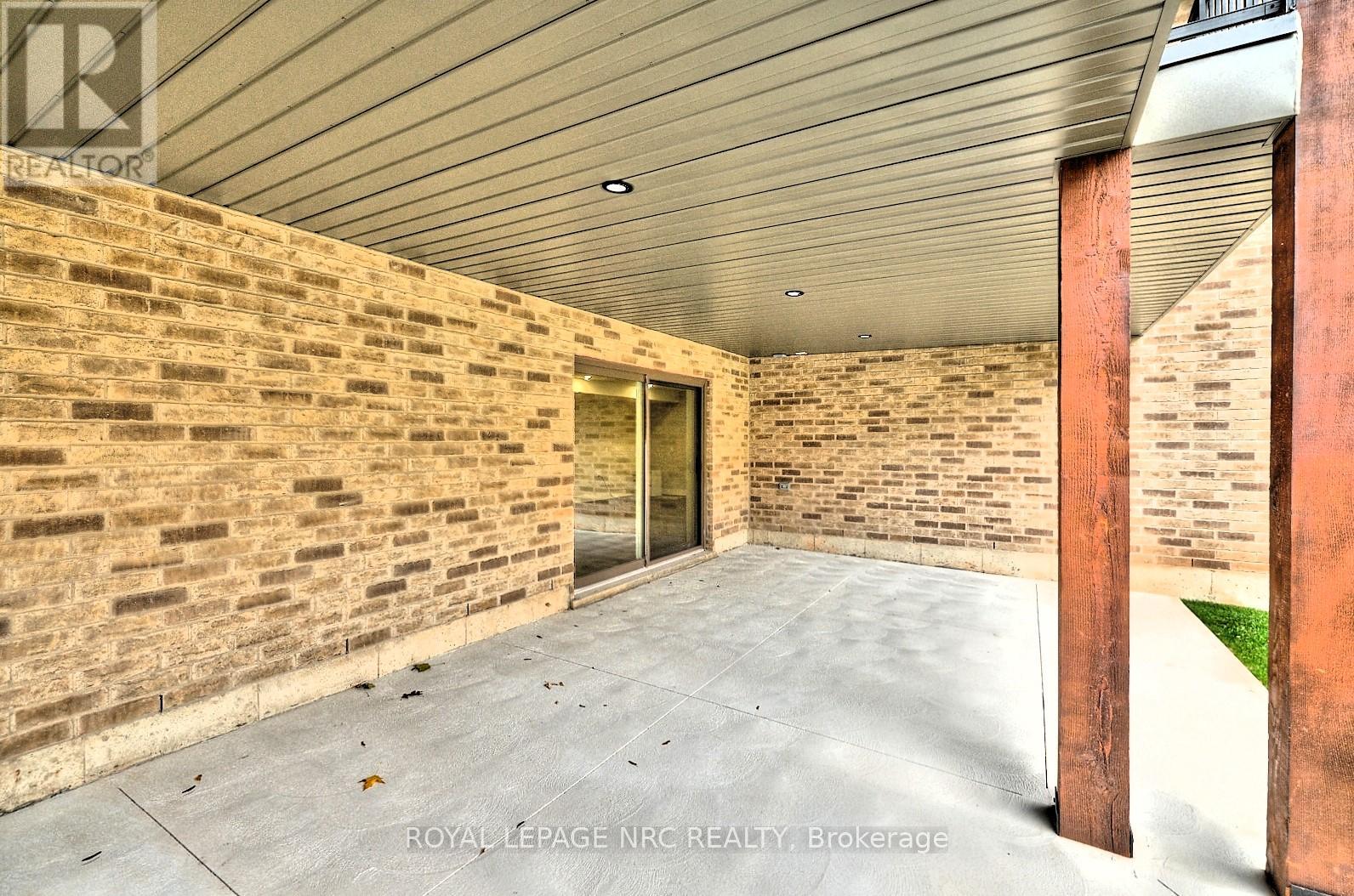 Property at 1125 BALFOUR STREET image 5