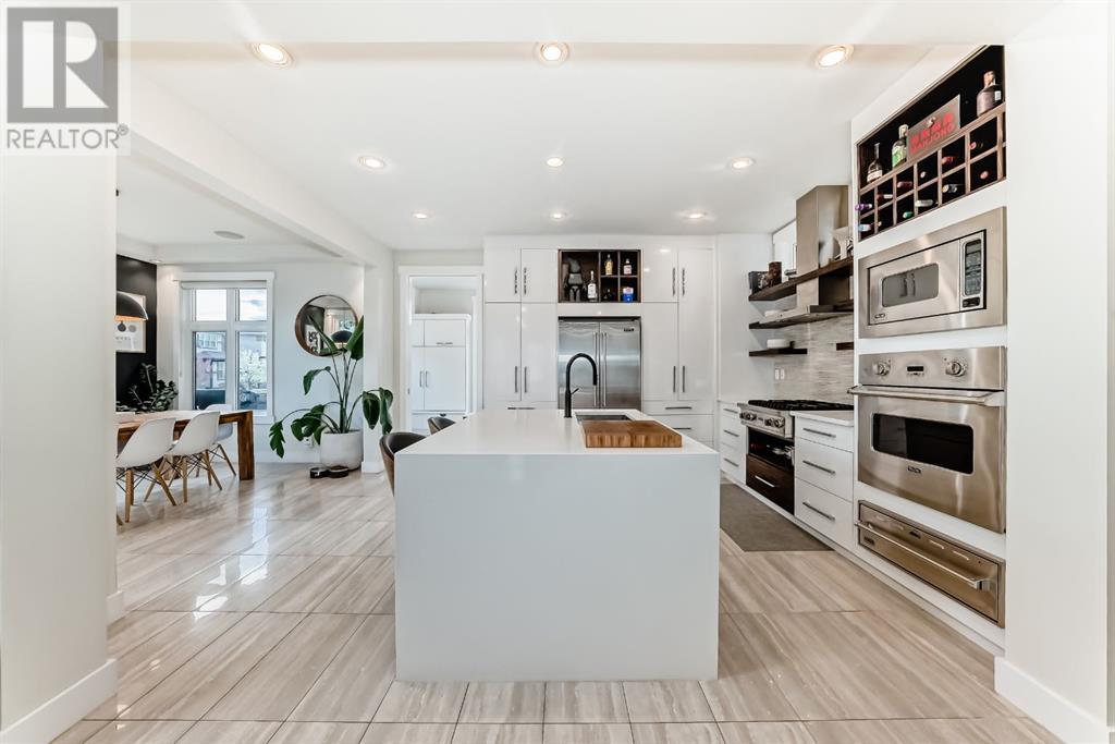 Property at 65 Walden Square SE image 5