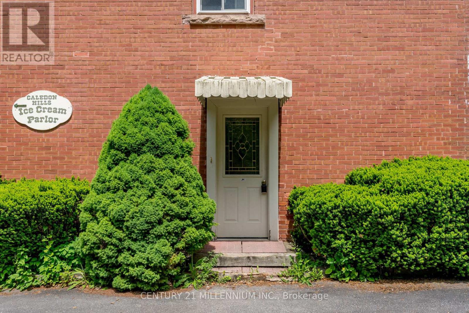 815 Forks Of The Credit Road, Caledon, Ontario  L7K 0E7 - Photo 6 - W12222101
