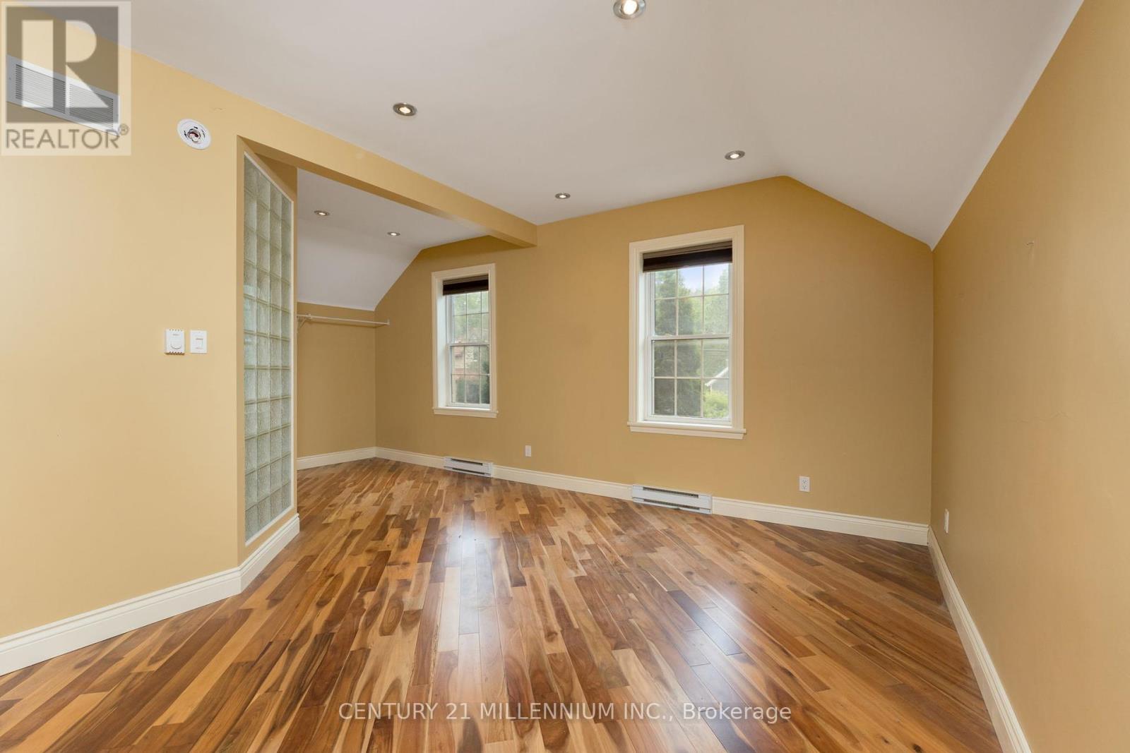 815 Forks Of The Credit Road, Caledon, Ontario  L7K 0E7 - Photo 18 - W12222101