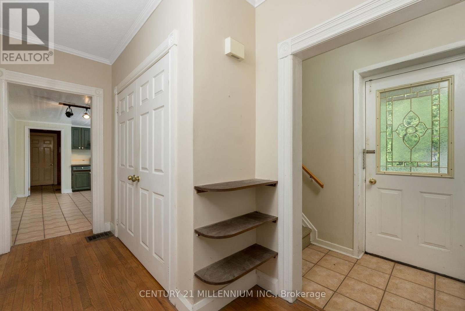 815 Forks Of The Credit Road, Caledon, Ontario  L7K 0E7 - Photo 7 - W12222101