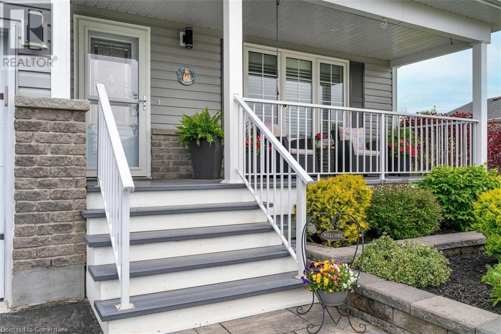 Property at 114 NEW YORK Avenue image 2