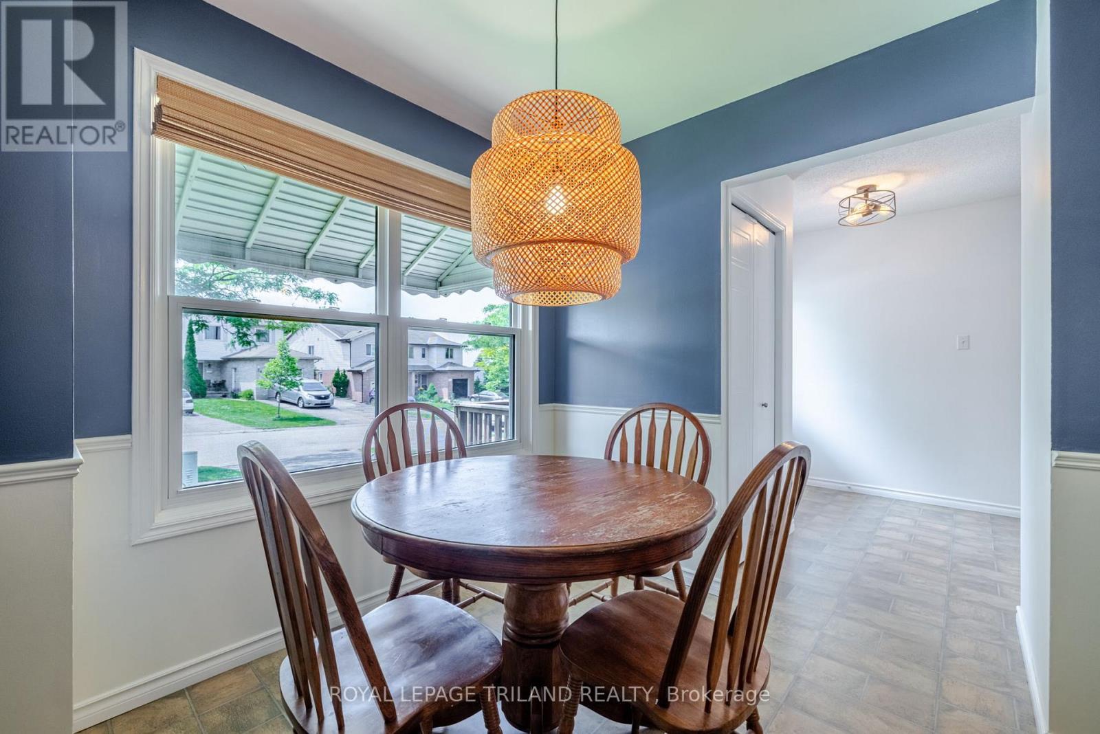 Property at 147 GERALD CRESCENT image 4