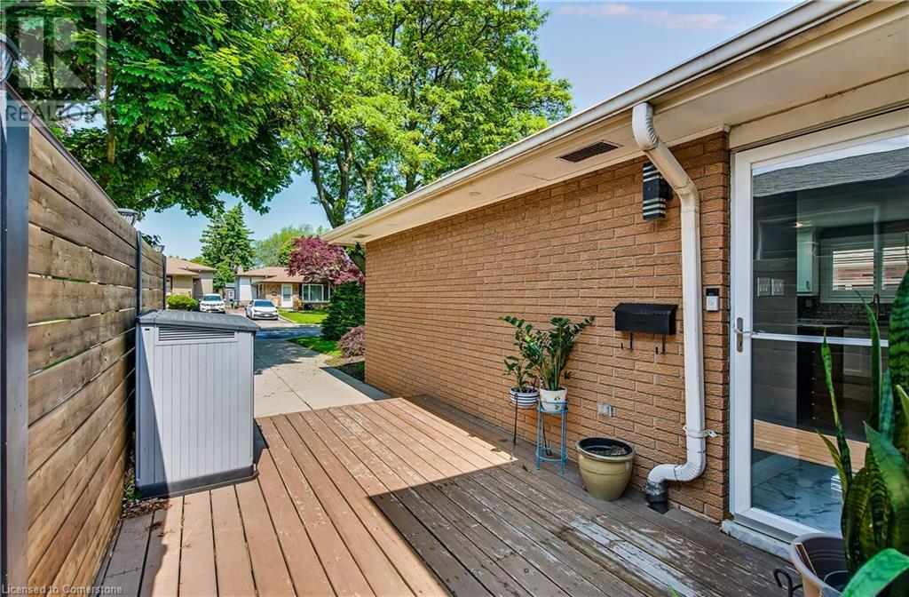 23 Gillard Street Unit# Upper, Hamilton, Ontario  L9C 6B9 - Photo 8 - 40741683