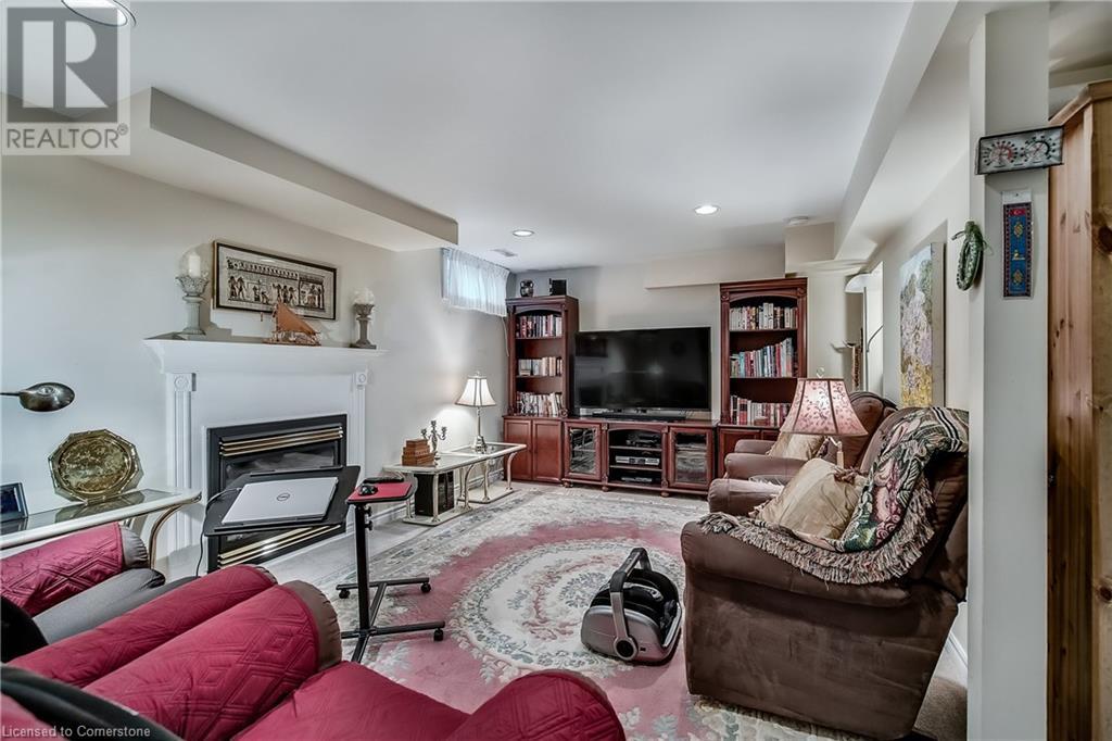 1 Twelfth Street, Grimsby, Ontario  L3M 2V6 - Photo 28 - 40741677
