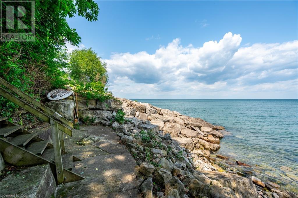 1 Twelfth Street, Grimsby, Ontario  L3M 2V6 - Photo 36 - 40741677
