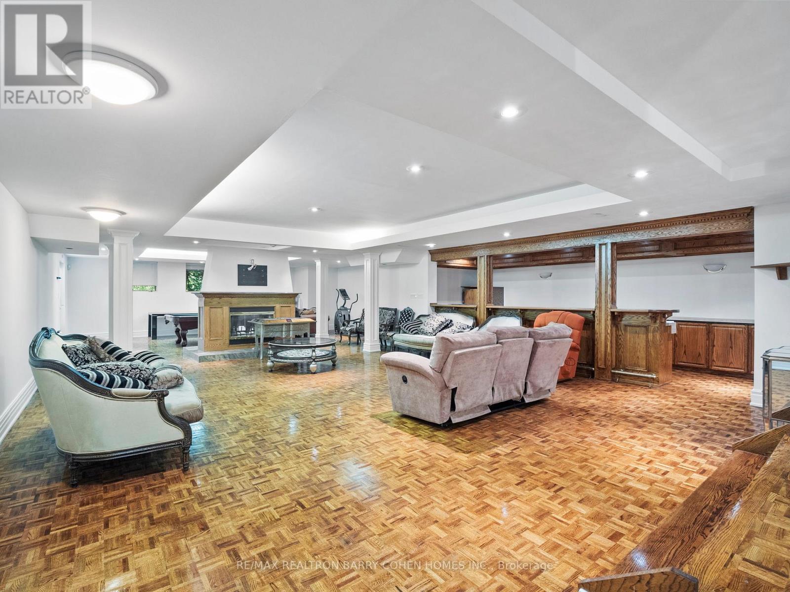 40 Old Colony Road, Toronto (St. Andrew-Windfields), Ontario  M2L 2K1 - Photo 25 - C12223199