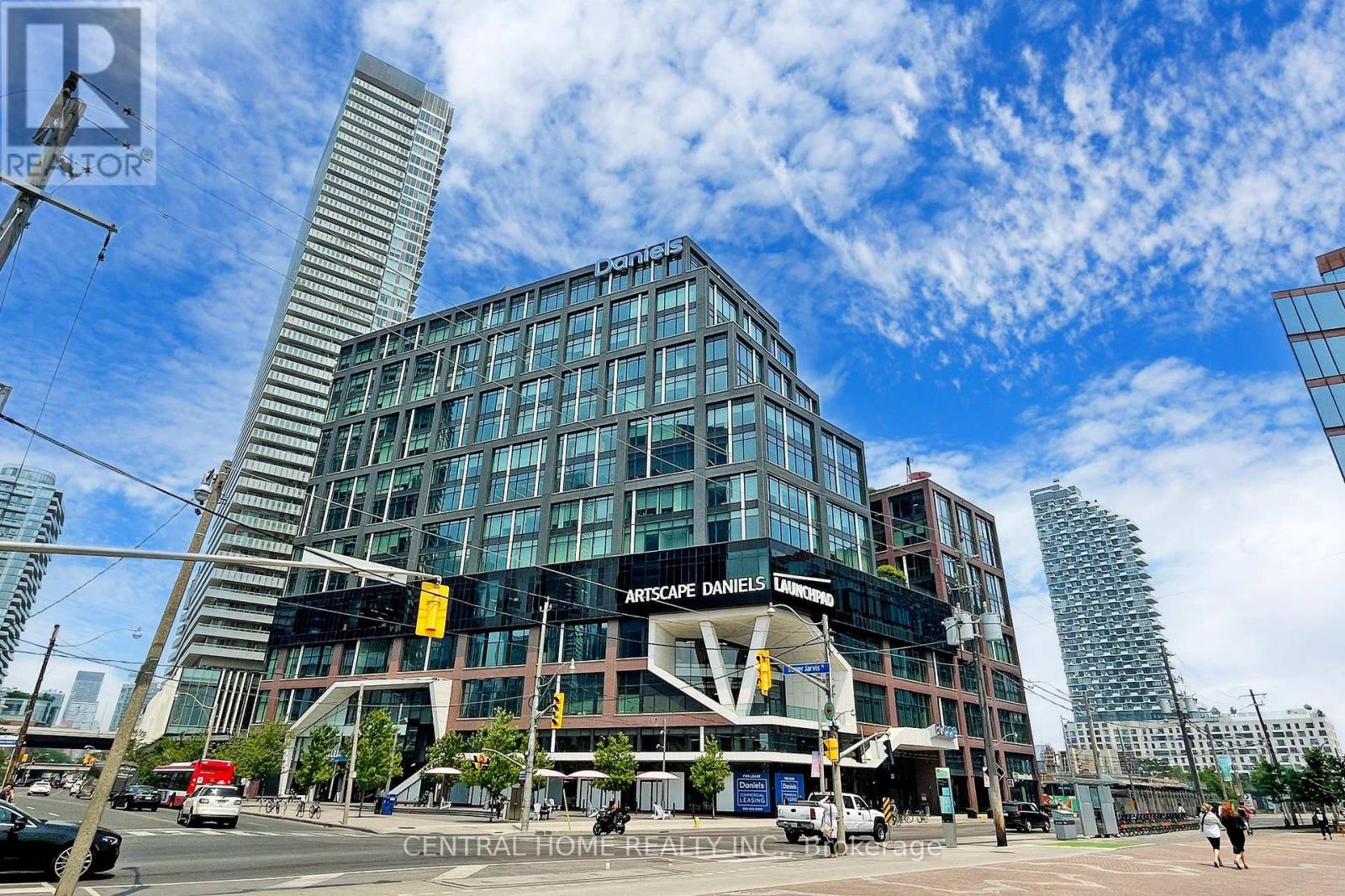604 - 130 Queens Quay E, Toronto, Ontario  M5A 0P6 - Photo 3 - C12223311