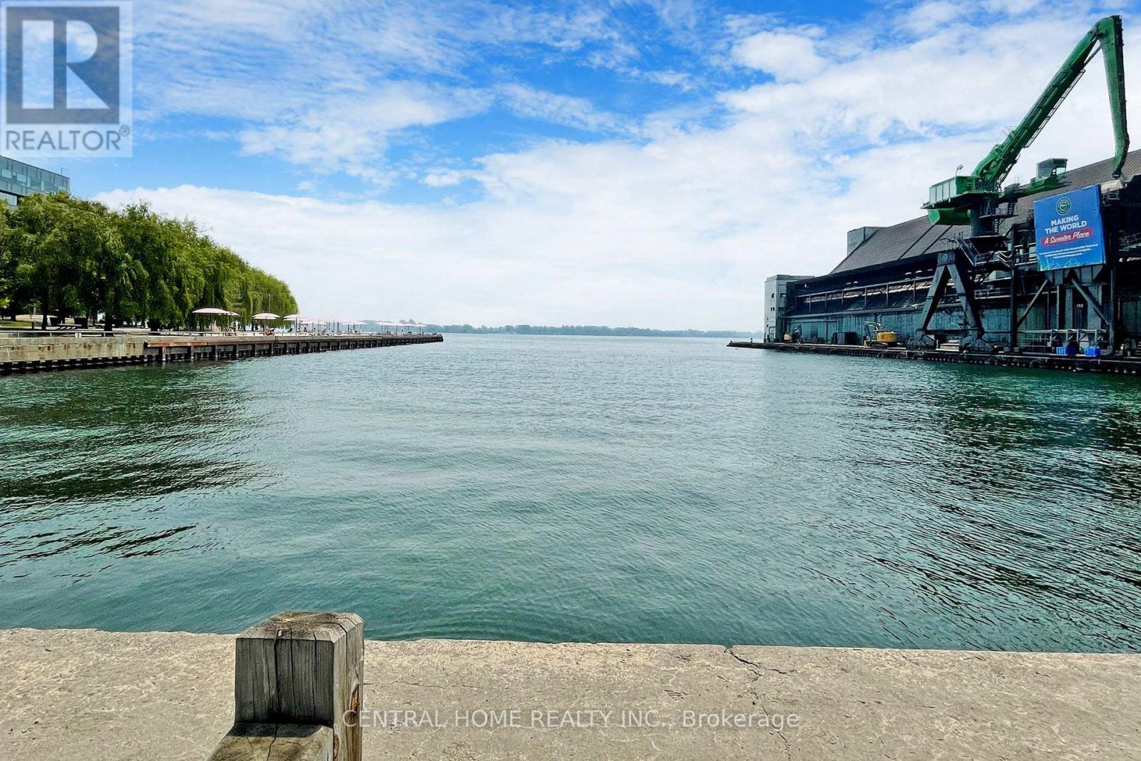 604 - 130 Queens Quay E, Toronto, Ontario  M5A 0P6 - Photo 36 - C12223311