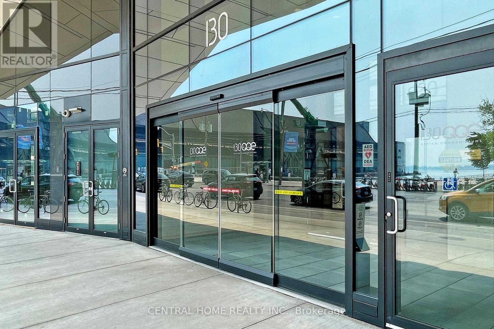 604 - 130 Queens Quay E, Toronto, Ontario  M5A 0P6 - Photo 8 - C12223311