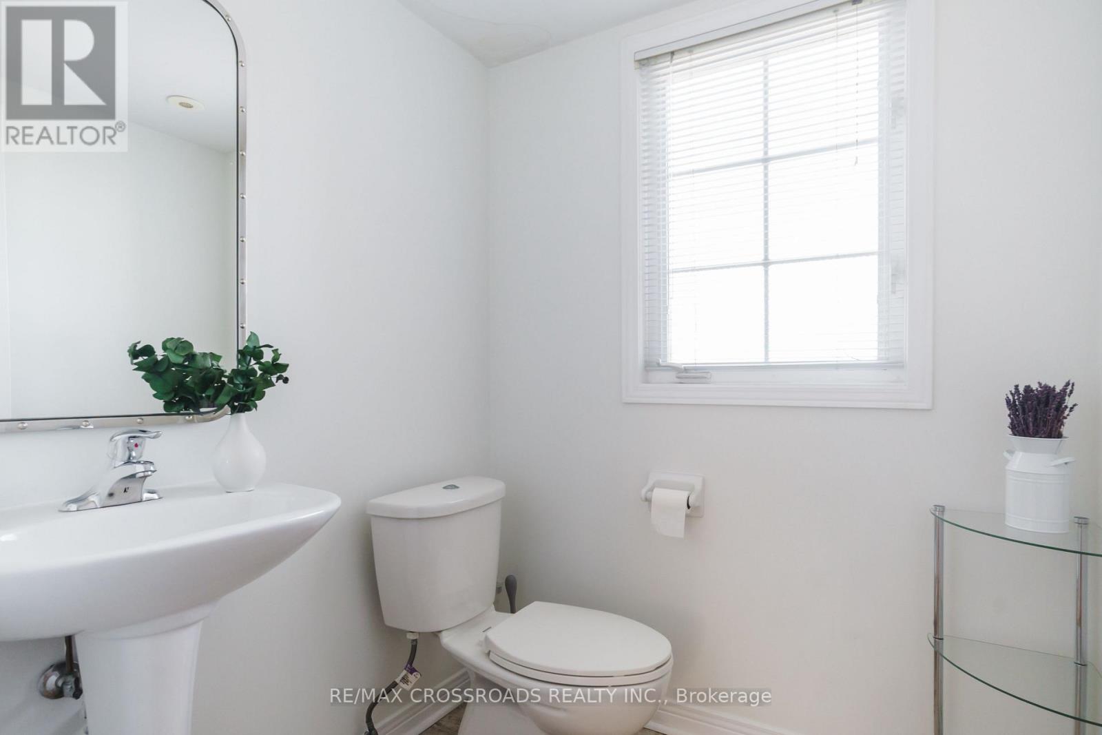 15 Oates Drive, Toronto (Clairlea-Birchmount), Ontario  M1L 0A9 - Photo 12 - E12223292
