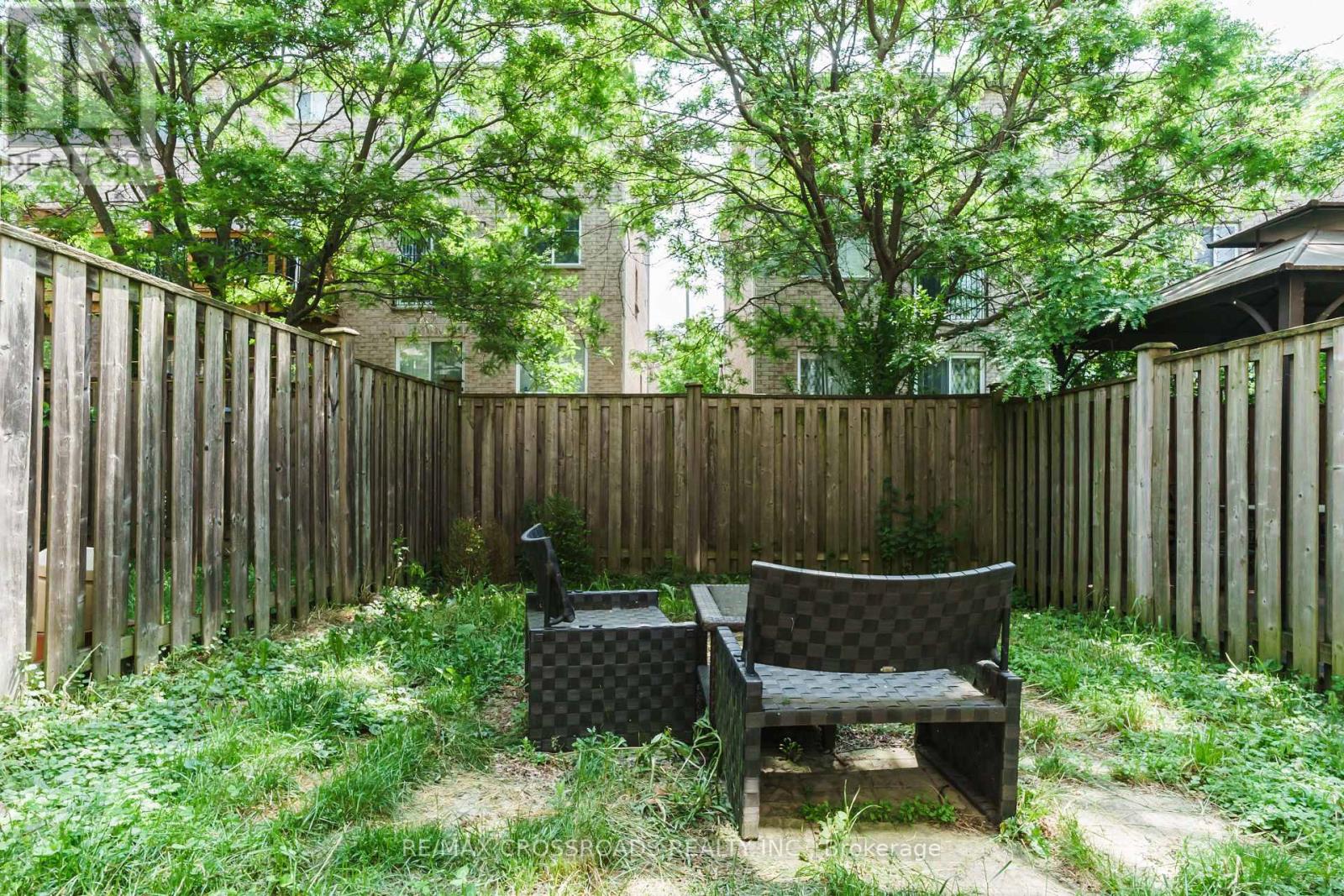 15 Oates Drive, Toronto (Clairlea-Birchmount), Ontario  M1L 0A9 - Photo 30 - E12223292
