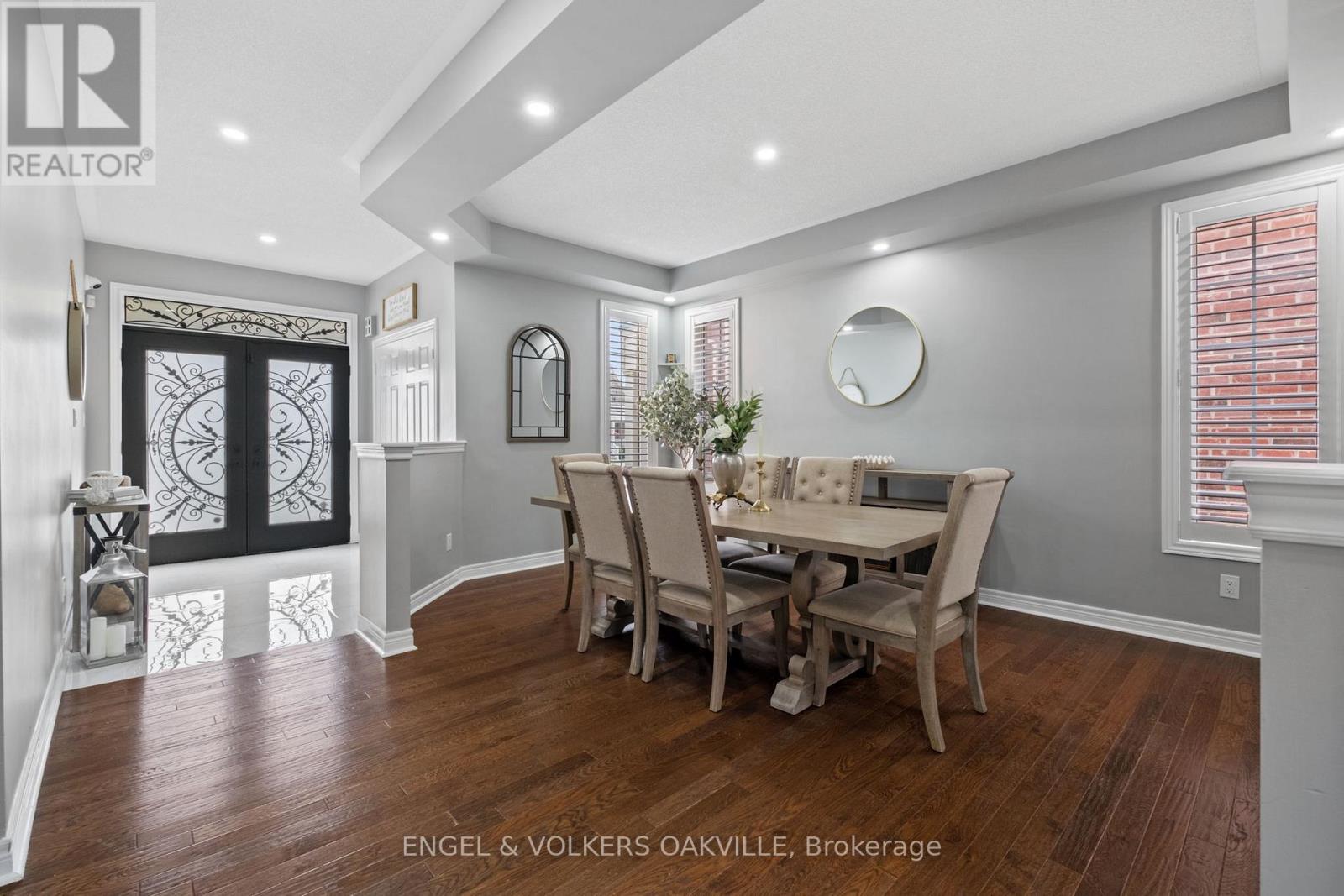 Property at 157 SHARPE CRESCENT image 4