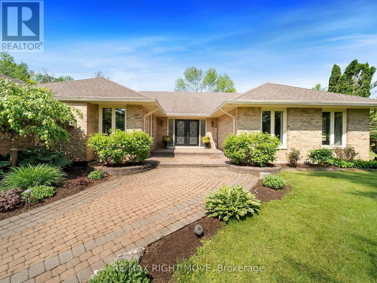 Property at 1948 CARRIAGE COURT image 1