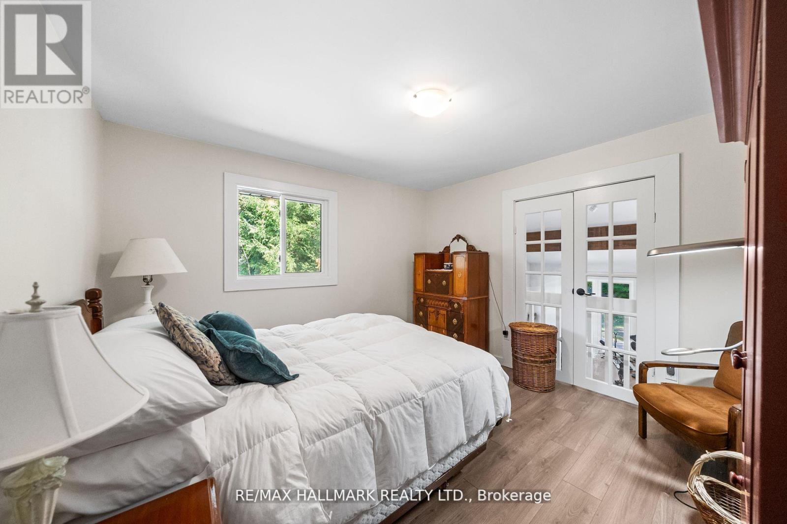 2422 Snow Valley Road, Springwater, Ontario  L9X 1K1 - Photo 27 - S12223314