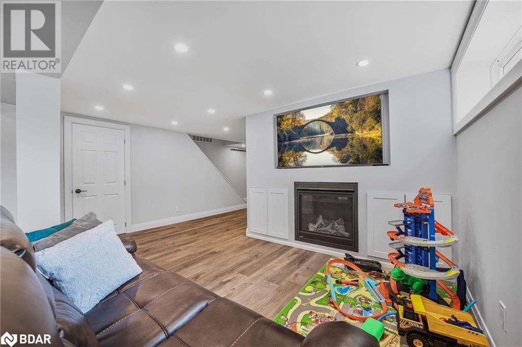 85 Gladman Avenue, Newmarket, Ontario  L3Y 1W4 - Photo 28 - 40735240