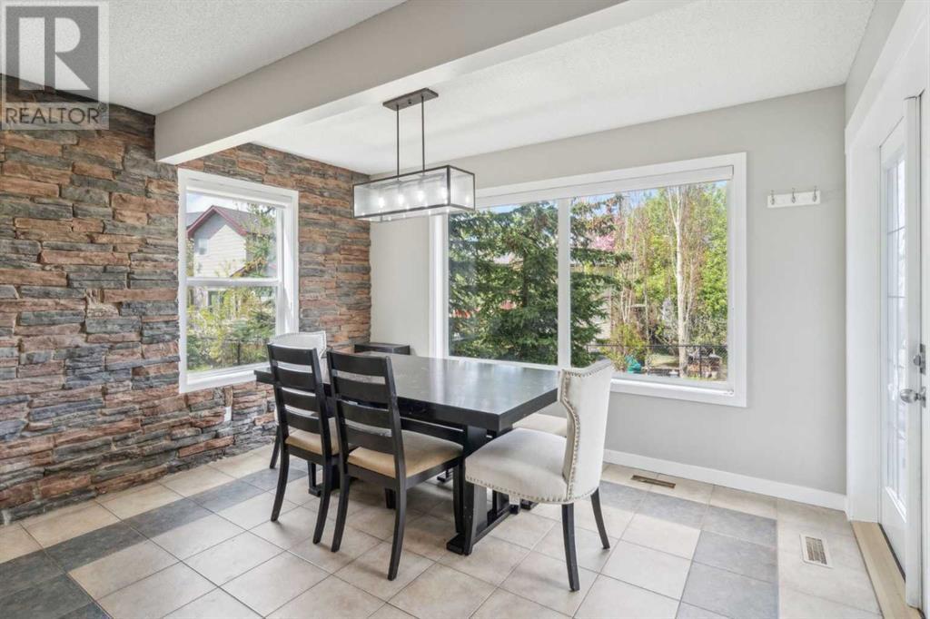 Property at 195 Cougarstone Court SW image 4