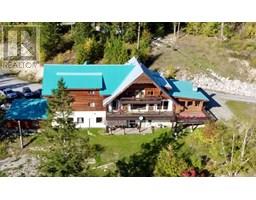 3483 Highway 95, parson, British Columbia