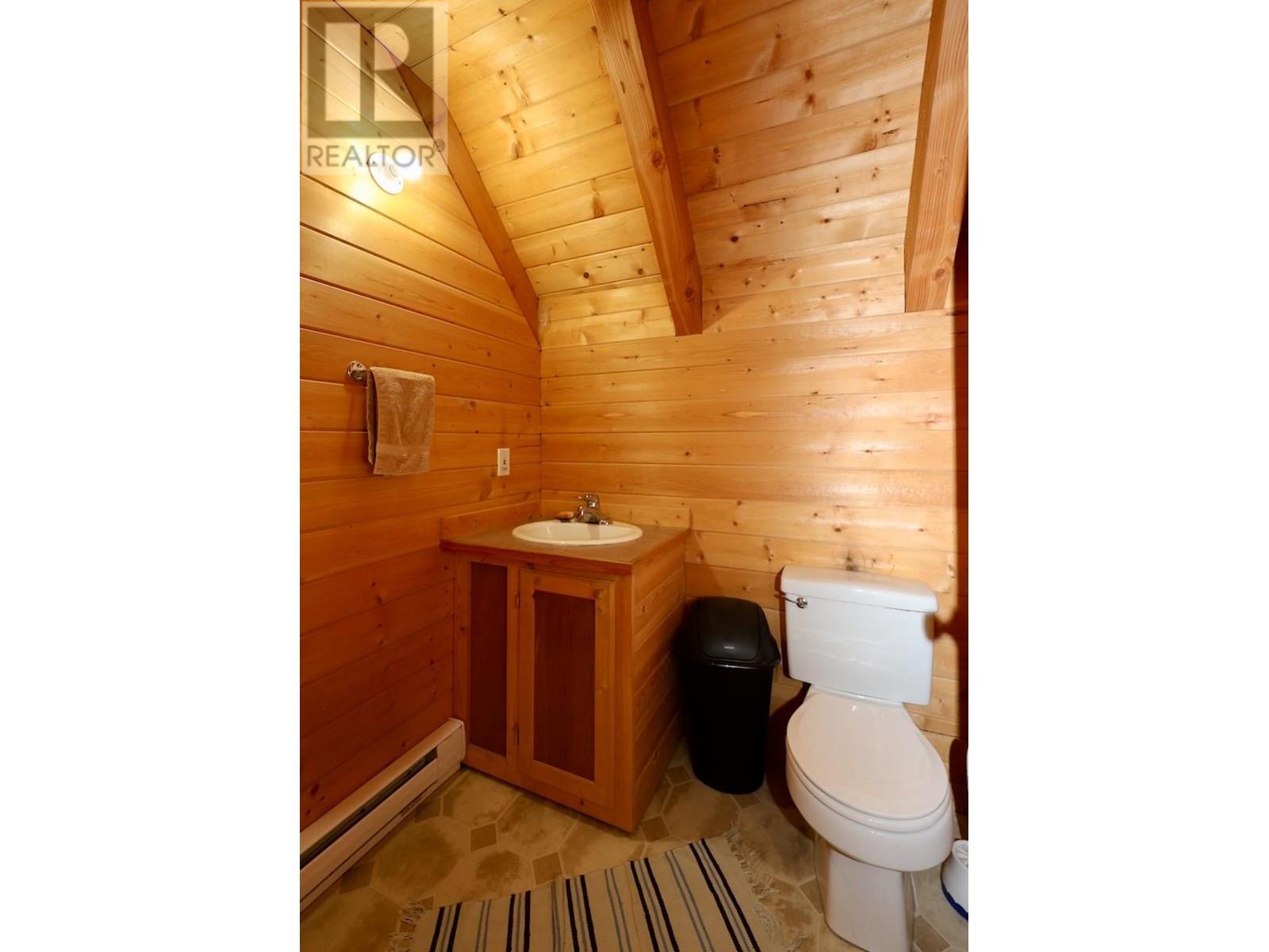 3483 Highway 95, Parson, British Columbia  V0A 1L0 - Photo 15 - 10329948