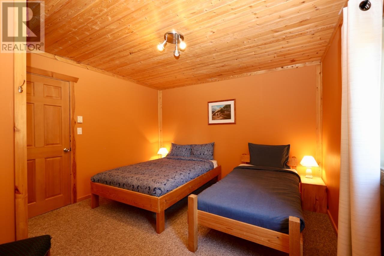 3483 Highway 95, Parson, British Columbia  V0A 1L0 - Photo 60 - 10329948