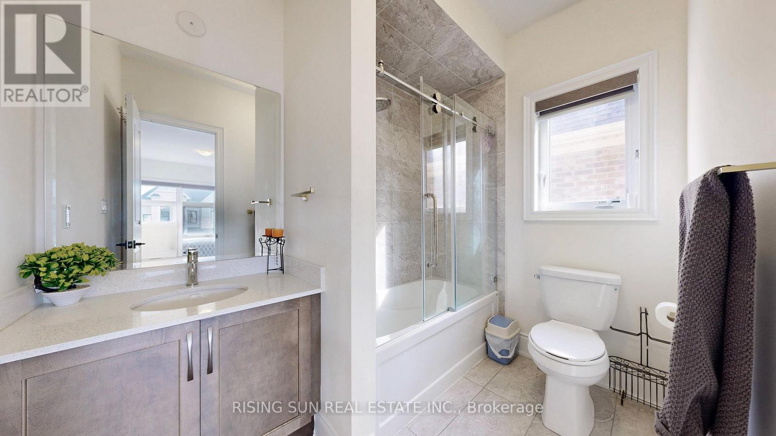 37 Midmorning Road, Brampton (Northwest Brampton), Ontario  L6X 5R5 - Photo 30 - W12223316
