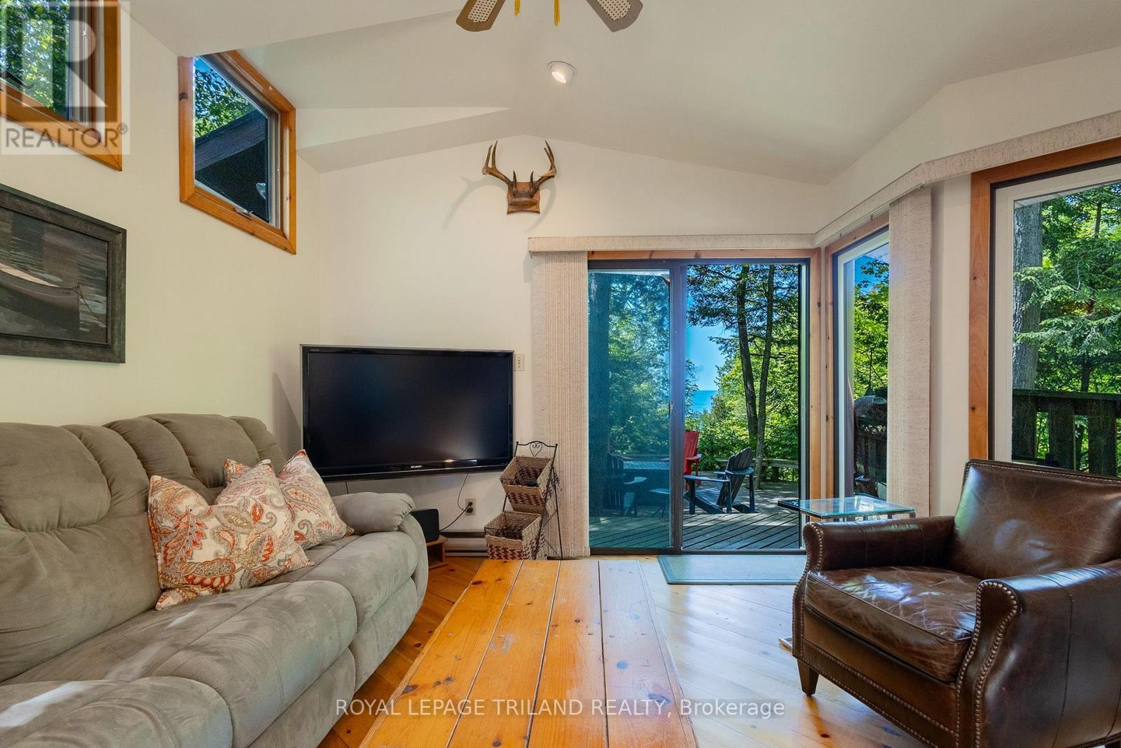 75331 Glitter Bay Crescent, Bluewater, Ontario  N0M 1G0 - Photo 25 - X12222159