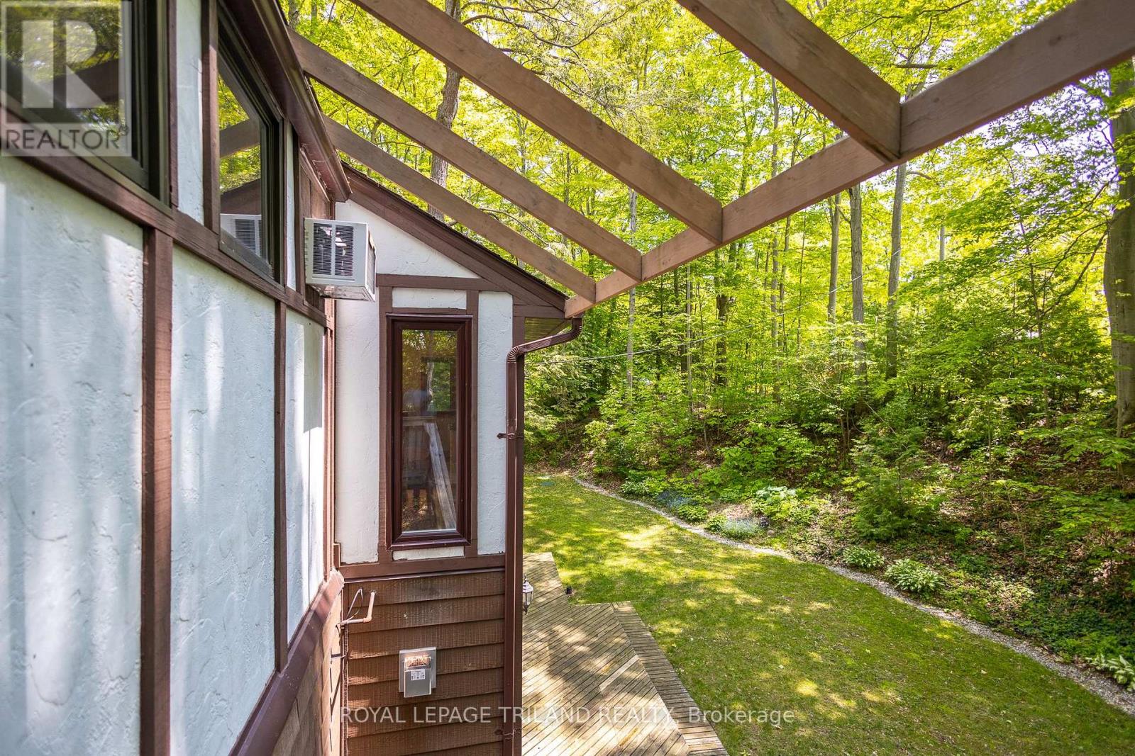 75331 Glitter Bay Crescent, Bluewater, Ontario  N0M 1G0 - Photo 44 - X12222159