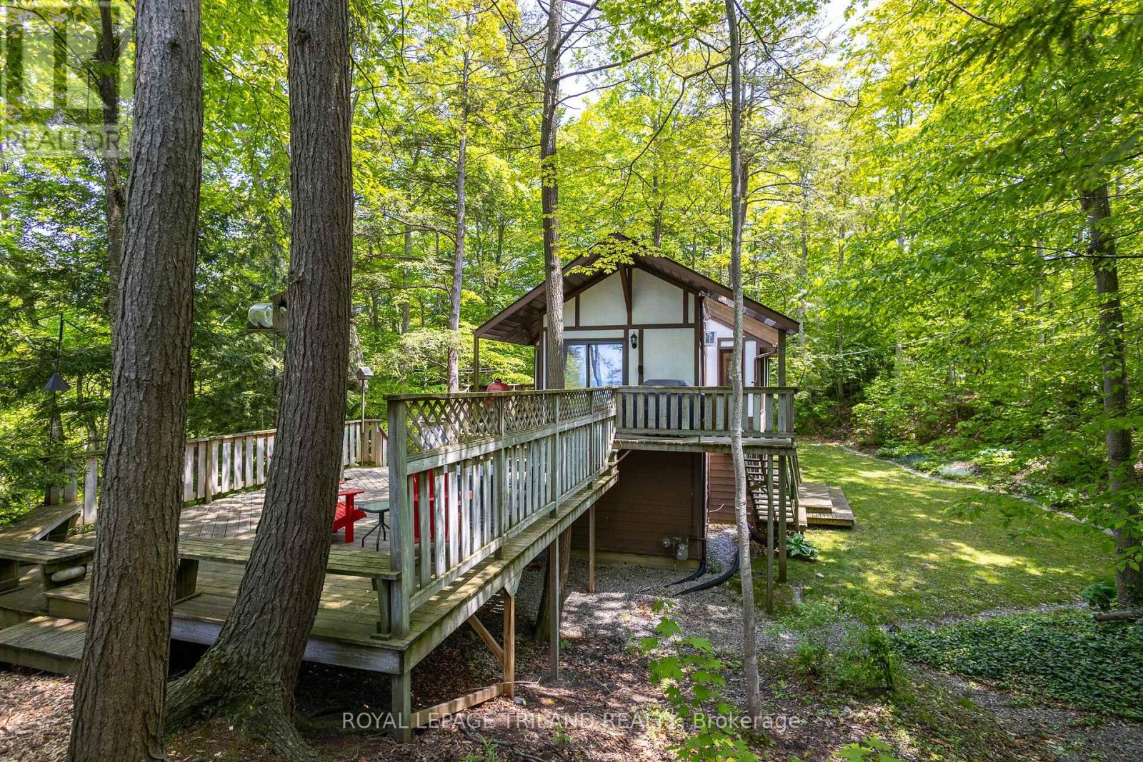 75331 Glitter Bay Crescent, Bluewater, Ontario  N0M 1G0 - Photo 41 - X12222159