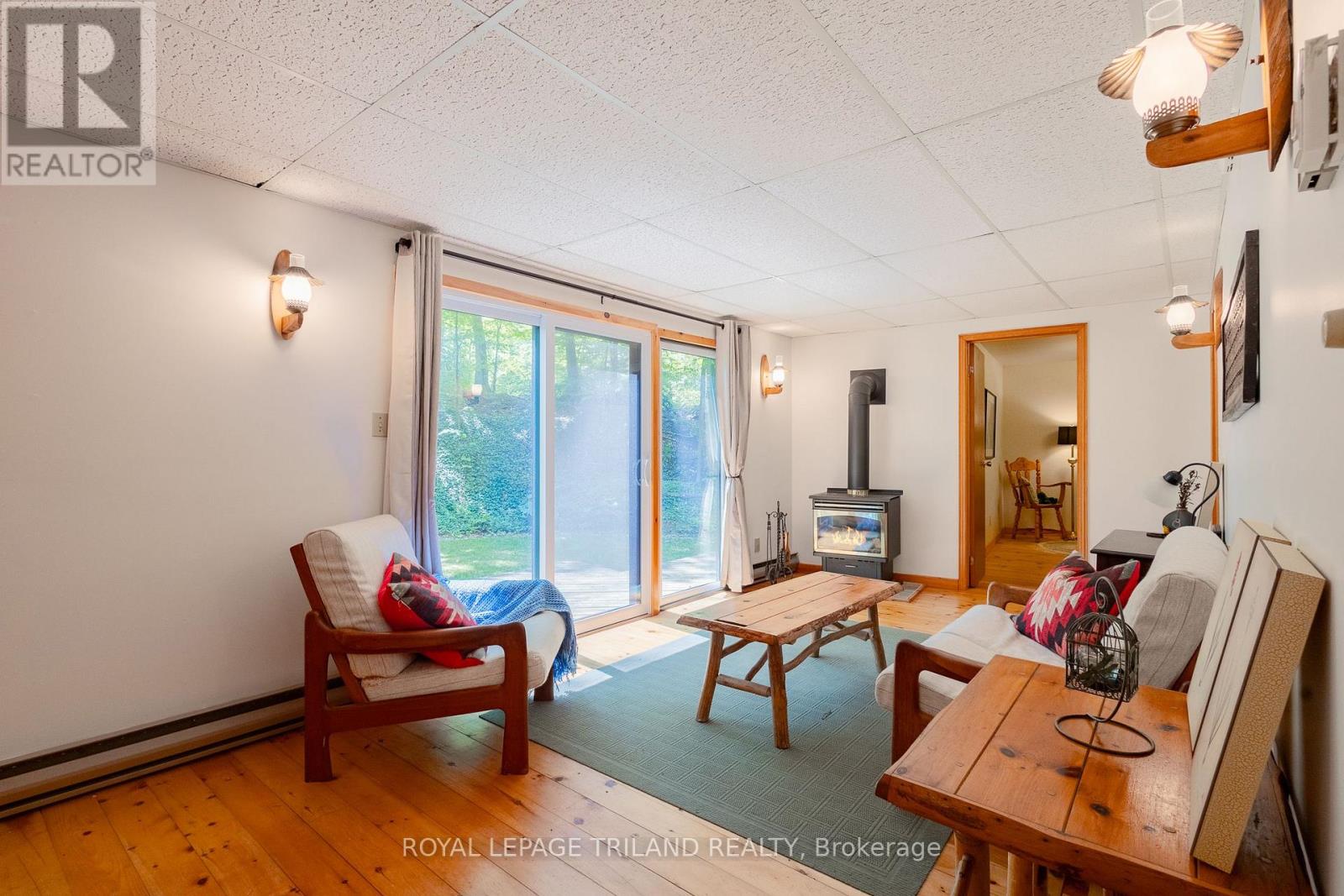 75331 Glitter Bay Crescent, Bluewater, Ontario  N0M 1G0 - Photo 33 - X12222159