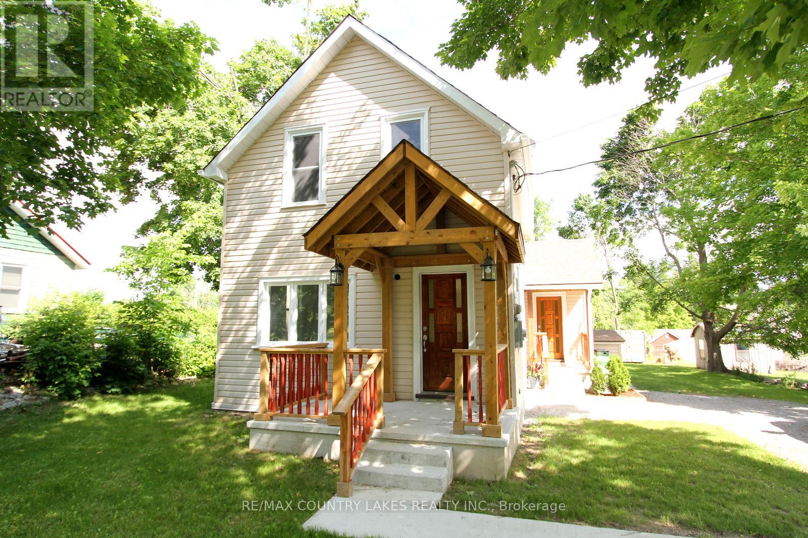 18 JOHN STREET, Kawartha Lakes, Ontario