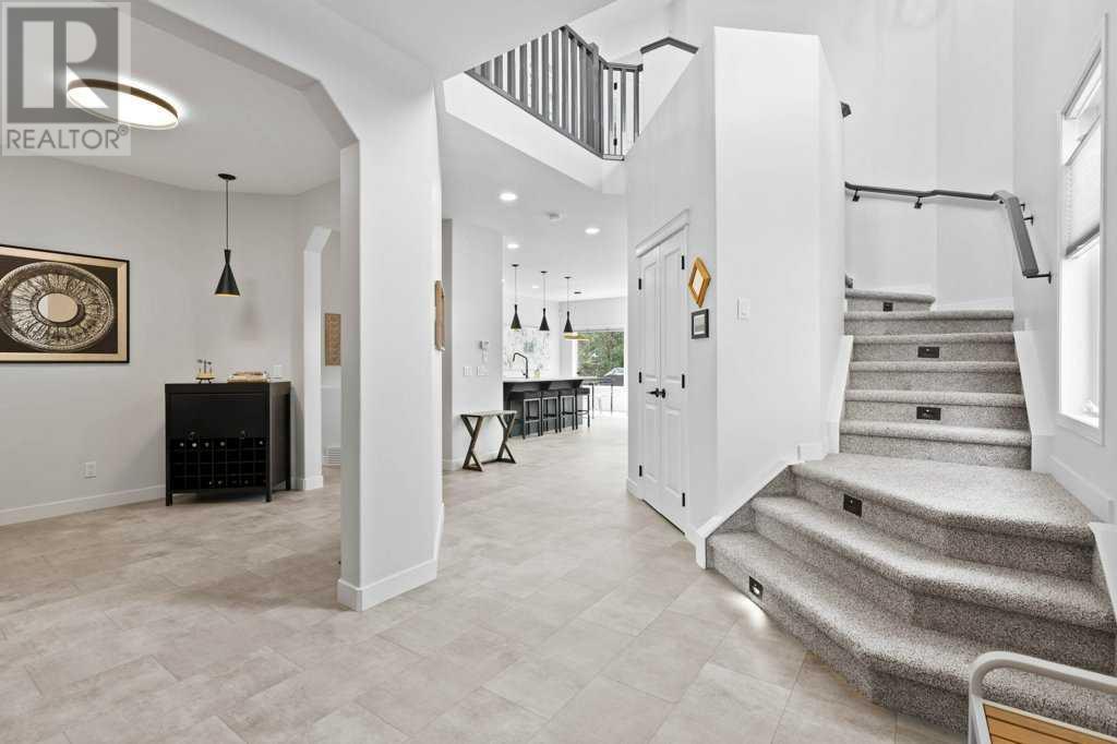 Property at 23 Cranleigh Close SE image 5