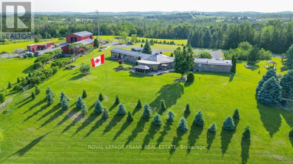 10 Cityview Heights, Kawartha Lakes, Ontario  K0L 1K0 - Photo 2 - X12223520