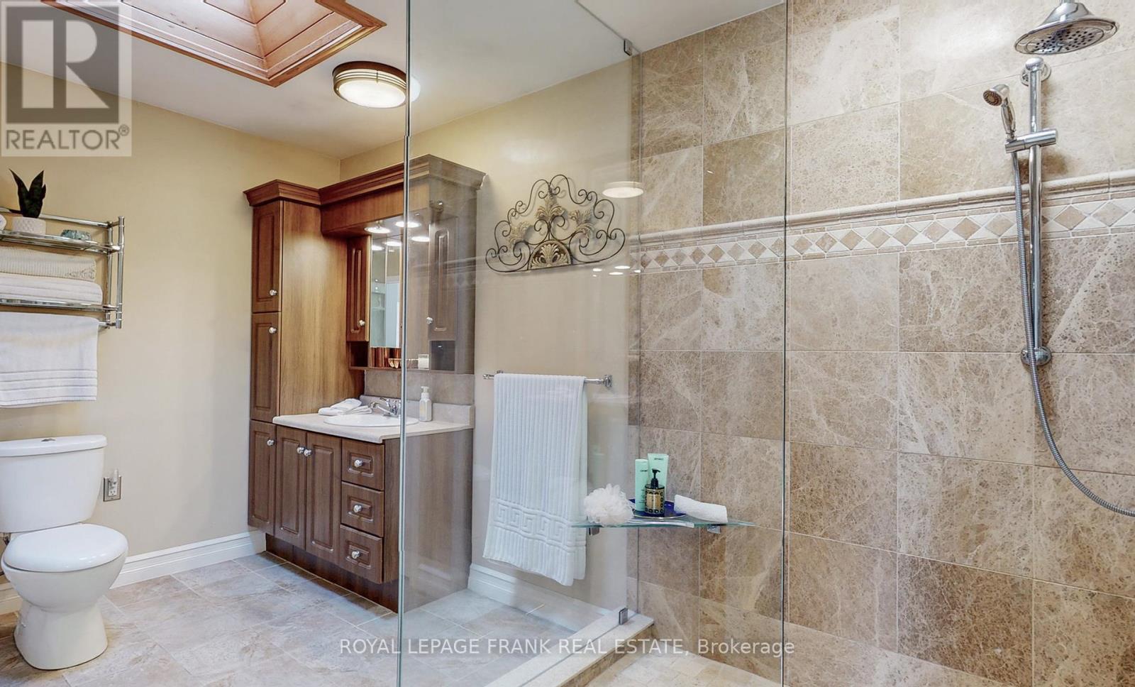 10 Cityview Heights, Kawartha Lakes, Ontario  K0L 1K0 - Photo 29 - X12223520