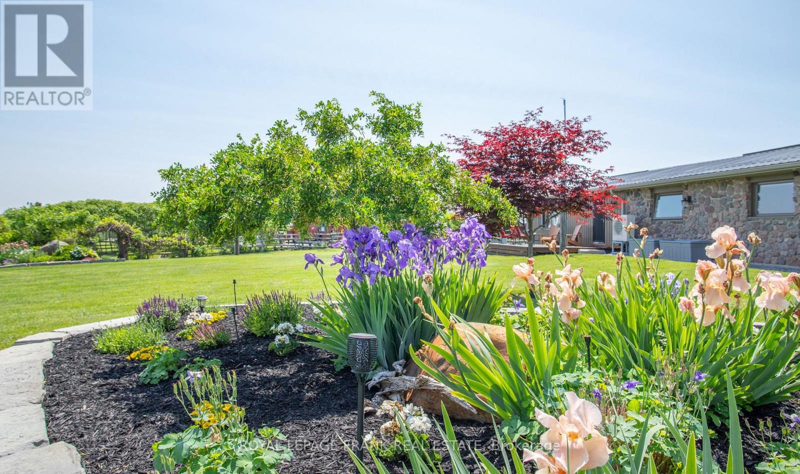 10 Cityview Heights, Kawartha Lakes, Ontario  K0L 1K0 - Photo 33 - X12223520