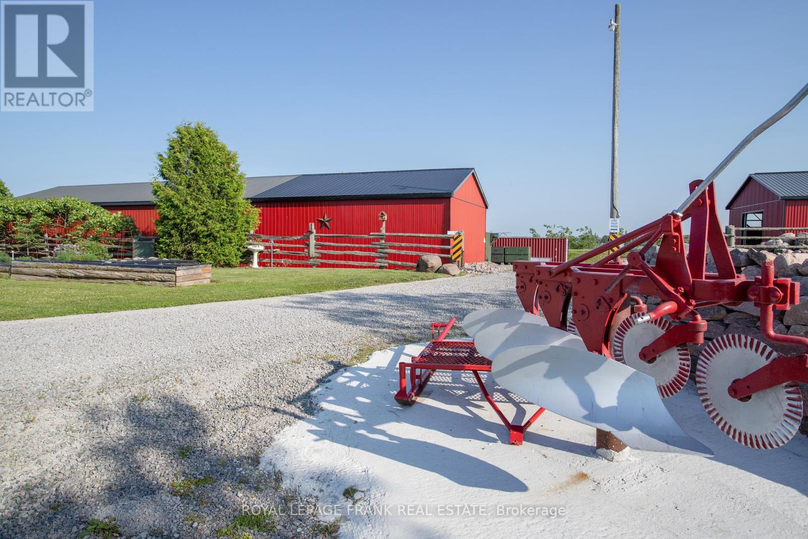 10 Cityview Heights, Kawartha Lakes, Ontario  K0L 1K0 - Photo 36 - X12223520