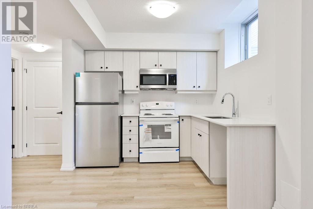 24 Broddy Avenue Unit# Lower, Brantford, Ontario  N3T 0V2 - Photo 10 - 40740676