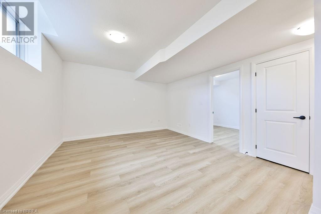 24 Broddy Avenue Unit# Lower, Brantford, Ontario  N3T 0V2 - Photo 17 - 40740676