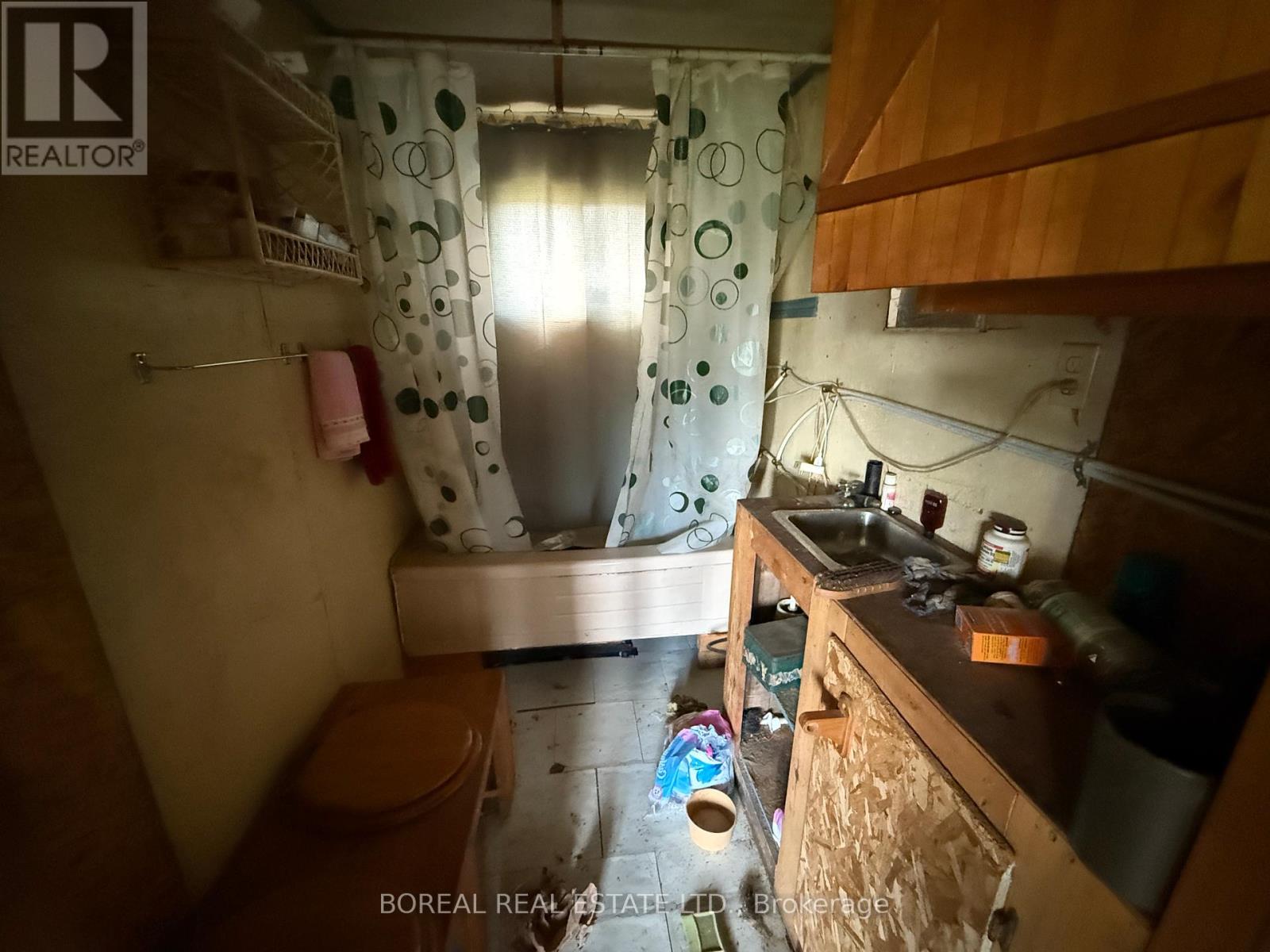 295-299 Bentley Lake Road, Cochrane, Ontario P0L 1C0 - Photo 42 - T12223630