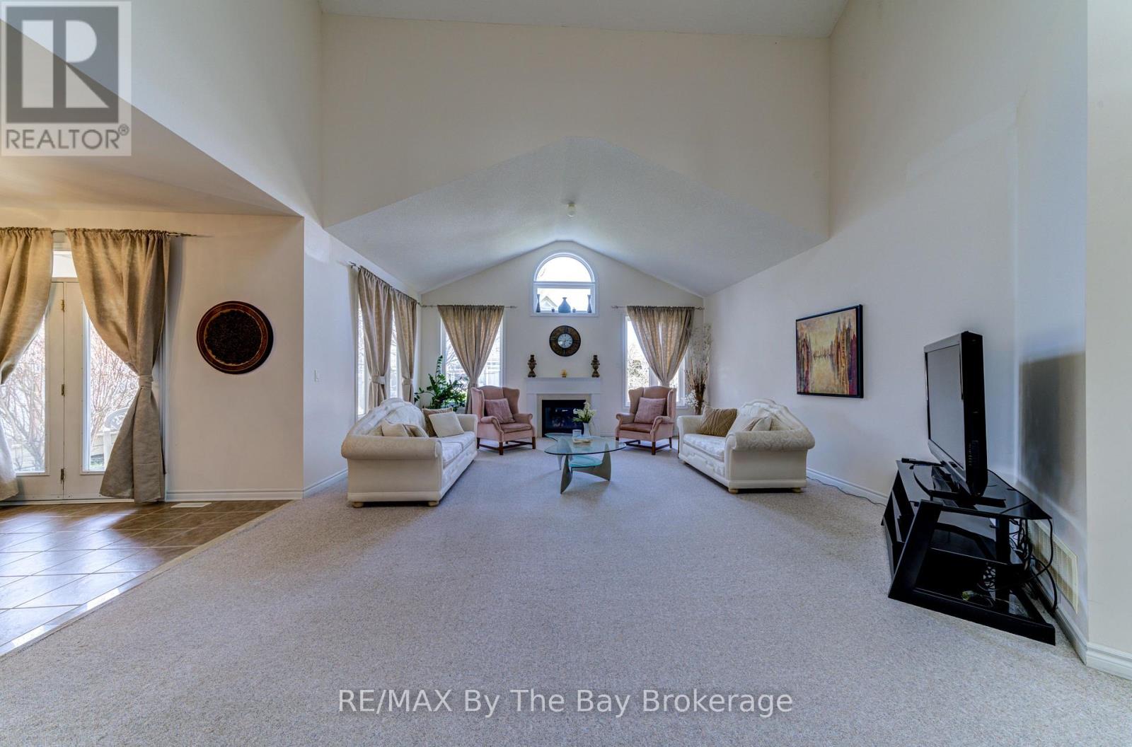 14 Surfside Crescent S, Collingwood, Ontario  L9Y 4Z8 - Photo 5 - S12223581