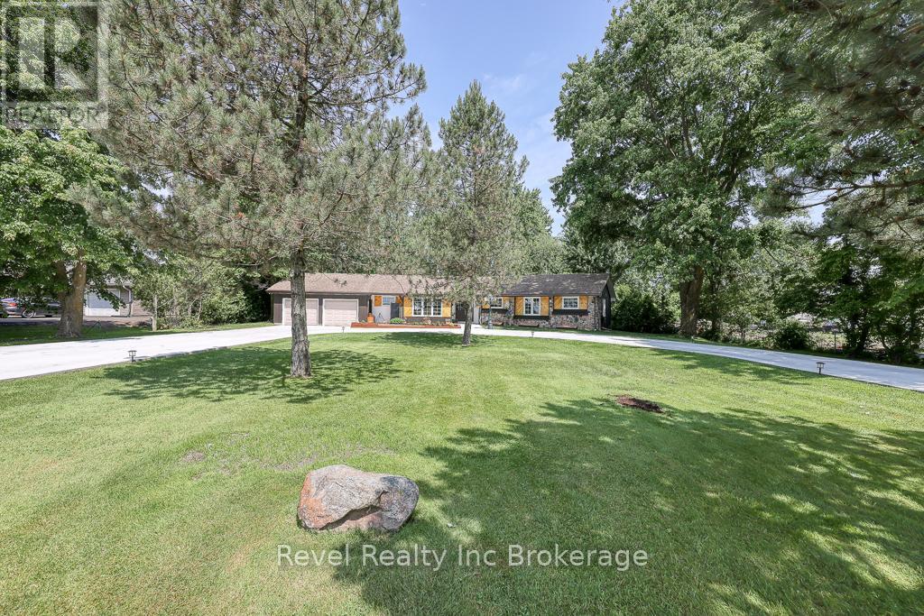 Property at 3880 DUNDAS STREET image 4