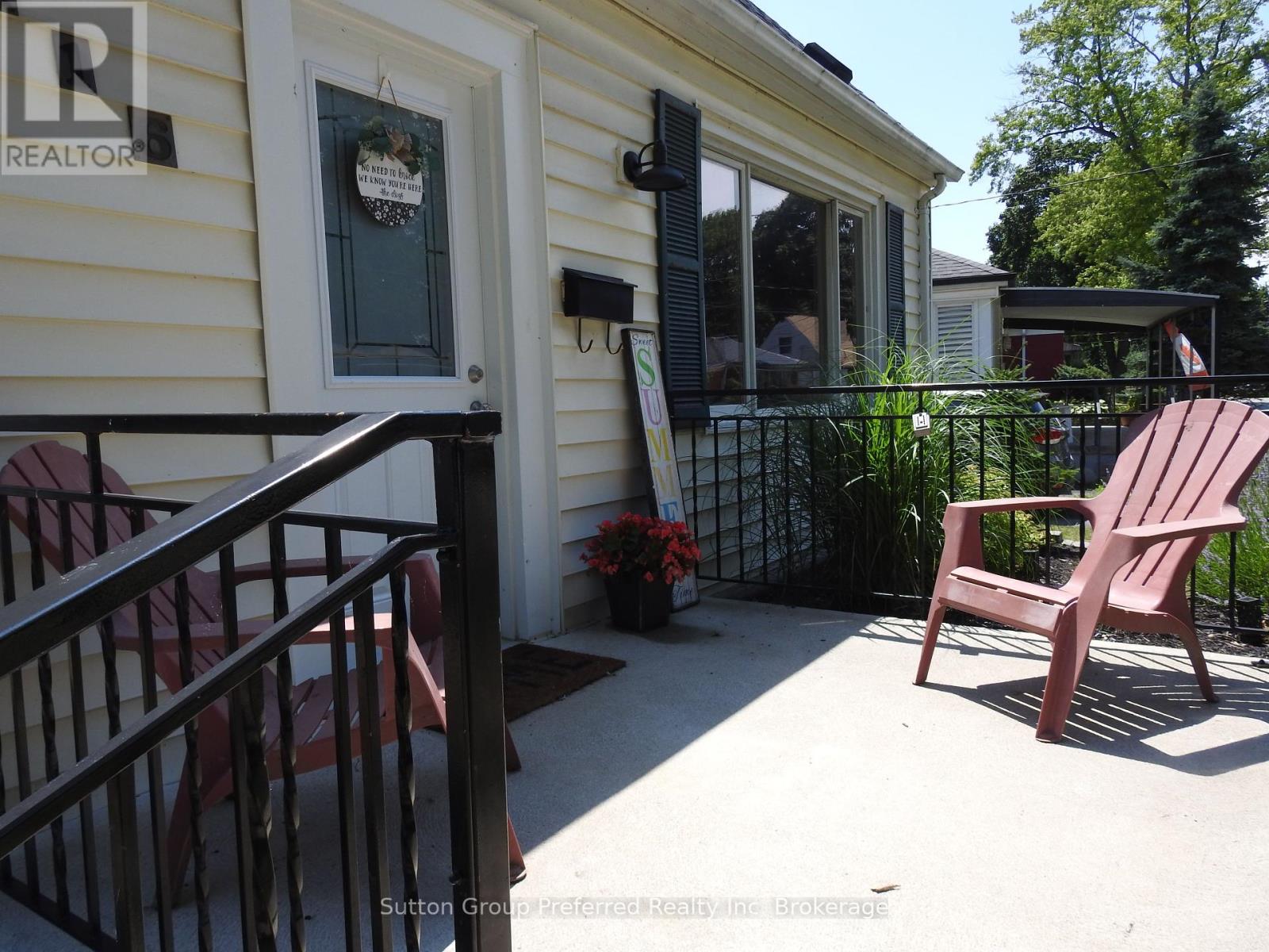 Property at 116 SUNNYSIDE AVENUE image 4