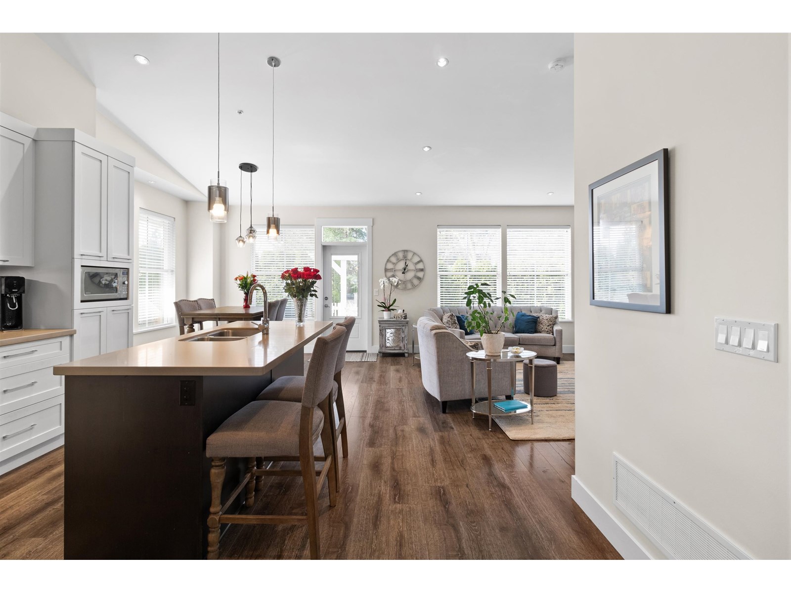 Property at 48 22057 49 AVENUE image 2